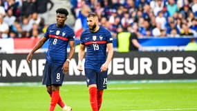 Aurélien Tchouaméni et Karim Benzema avec les Bleus, le 3 juin 2022