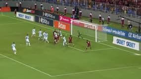 L'arrête magnifique de Geronimo Rulli lors du match Venezuela-Argentine (1-1, qualifs Coupe du monde 2026), le 10 octobre 2024