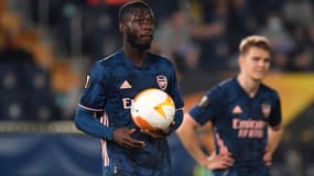 L'attaquant d'Arsenal Nicolas Pépé s'apprête à tirer un penalty contre Villarreal en demi-finale aller de Ligue Europa, le 29 avril 2021 à Vila-real 