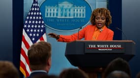 La secrétaire de presse de la Maison Blanche, Karine Jean-Pierre, s'exprime lors du briefing quotidien dans la salle de briefing Brady de la Maison Blanche à Washington, DC, le 17 septembre 2024.