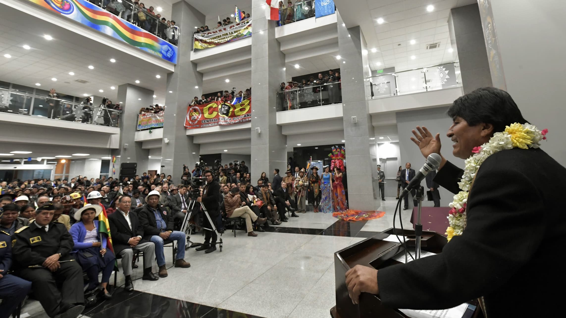 Evo Morales prononce un discours lors de l'inauguration du nouveau siège de la présidence bolivienne, le 9 août 2018.