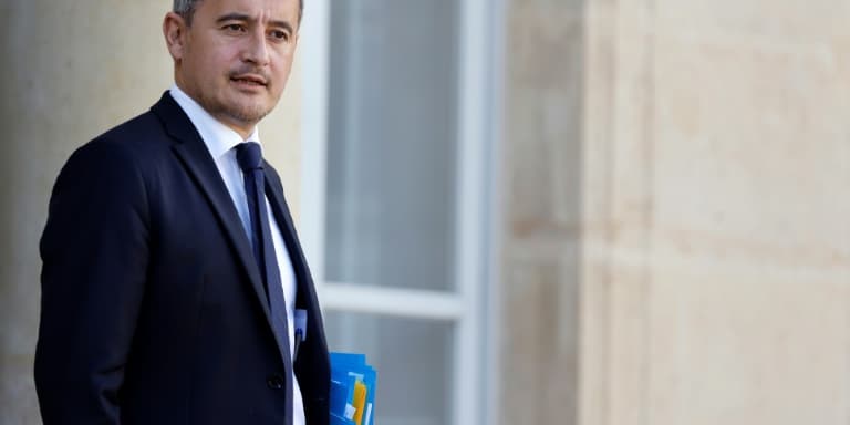 Le ministre de l'Intérieur Gérald Darmanin à la sortie du palais de l'Elysée le 26 octobre 2022 à Paris
