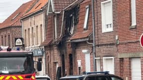 Maison incendiée à Attiches (Nord) où sont morts trois personnes dont deux enfants le 27 mai