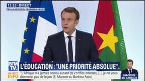 Au Burkina Faso, Macron prône la "scolarisation obligatoire des jeunes filles"