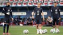 Benzema, Griezmann et Mbappé à l'échauffement