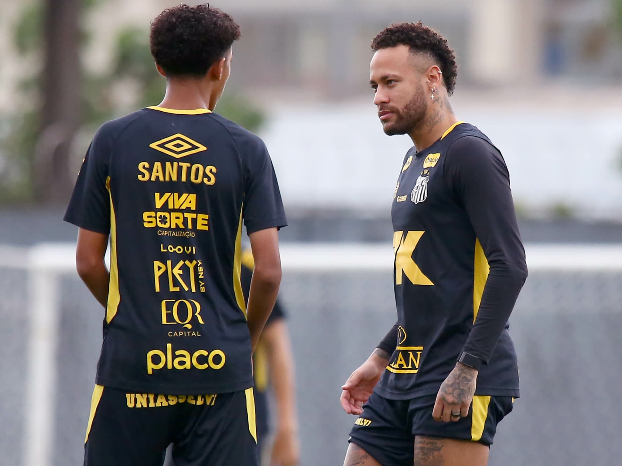 Gifle de Neymar: Santos annonce avoir ouvert une enquête, le fils de  Robinho pourrait résilier son contrat