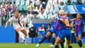 La frappe splendide d'Amandine Henry lors de Barça-OL, en finale de la Ligue des champions, le 21 mai 2022