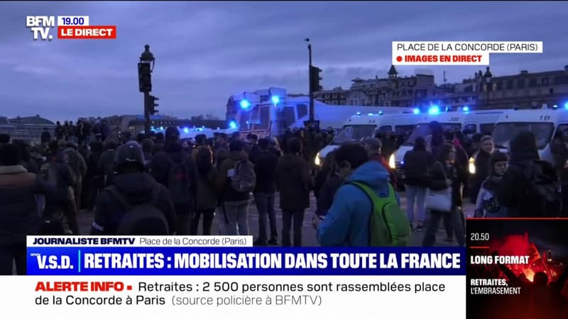Paris: environ 2500 personnes manifestent actuellement place de la Concorde