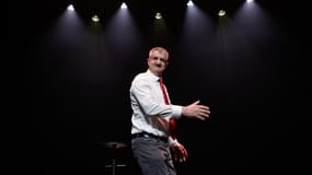 L'ex-candidat à la présidentielle Jean Lassalle au théâtre de la Tour Eiffel pour son one man show, le 8 octobre 2025