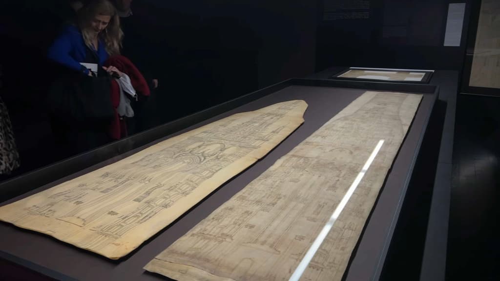 Le dessin mesure 2,05 mètres de long par 54 centimètres de large.