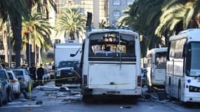 Attaque suicide à Tunis contre le bus de le garde présidentielle le 25 novembre 2015
