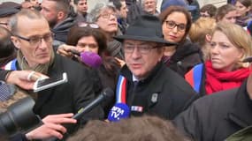 La marche blanche pour Mireille Knoll perturbée par des huées contre le FN et la France insoumise