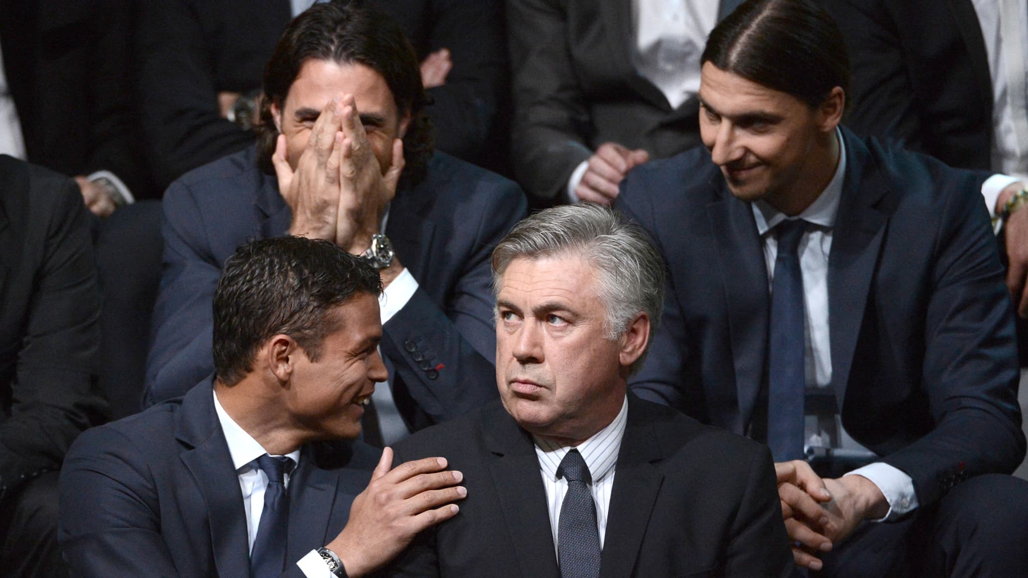 Sirigu, Thiago Silva, Ibrahimovic et Ancelotti à Paris le 19 mai 2013.