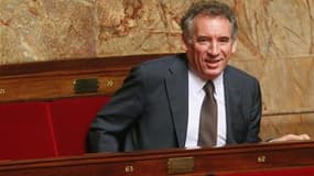 Dans un entretien accordé au Monde, François Bayrou estime que François Hollande a été désigné candidat à l'élection présidentielle sur la base d'un programme économique "insoutenable" qui conduira à des "accidents à très court terme" s'il est appliqué. /