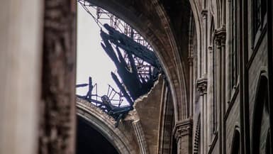 L'intérieur de Notre-Dame de Paris.