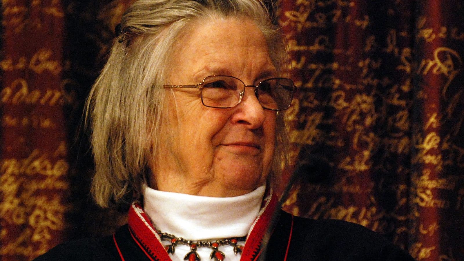 Elinor Ostrom Elinor Ostrom