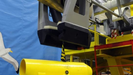 Un sonar détectant des sous-marins à l'usine Thales de Brest, le 4 octobre 2013. 
