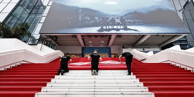 Le tapis rouge déroulé sur les marches du Plais des festival à Cannes, le 14 mai 2024.