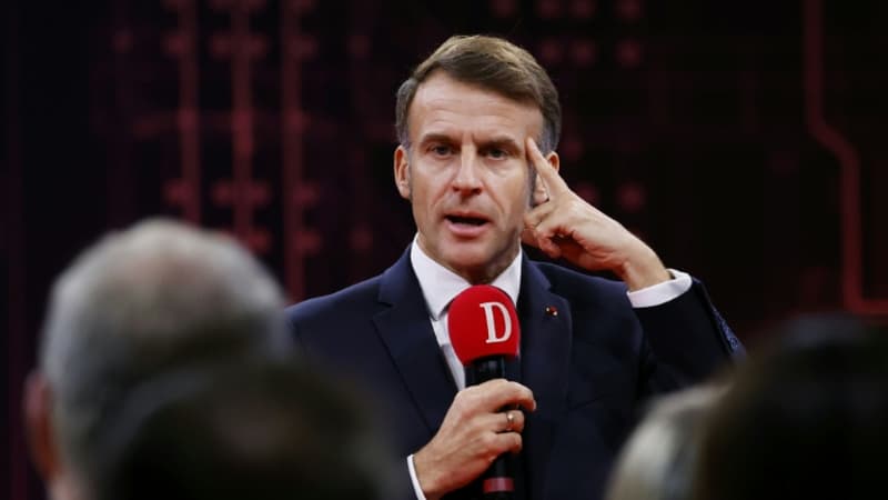 Depuis Toulouse et entouré de 300 Français, Emmanuel Macron "sonne le tocsin" sur le risque que font peser les réseaux sociaux sur notre démocratie