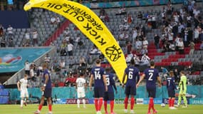 Un ULM a failli s'écraser dans les tribunes avant France-Allemagne
