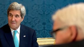Il existe des "des divergences très importantes" entre les parties sur le dossier du nucléaire iranien, indique John Kerry.