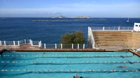 L'une des piscines du club du Cercle des nageurs de Marseille, le 19 octobre 2023.