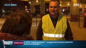 Dans la rue, au supermarché, dans son immeuble: Olivier porte son gilet jaune partout
