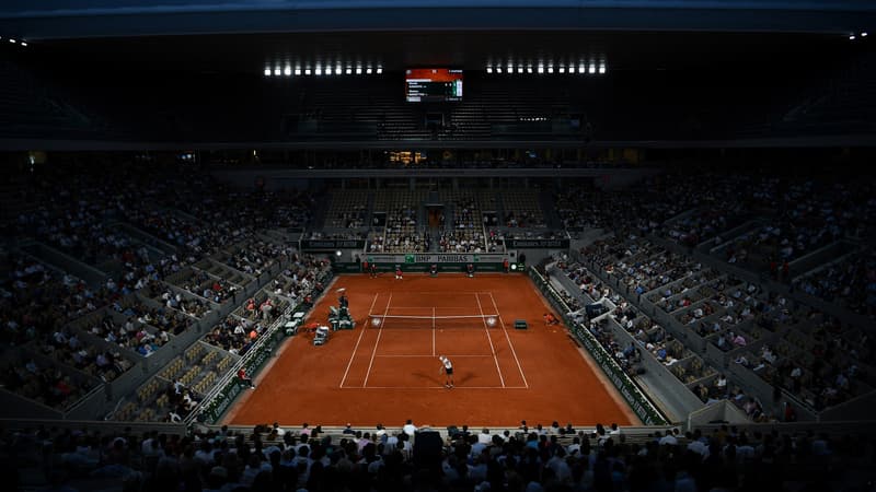 Roland-Garros: "On a payé! On a payé!" La frustration des spectateurs virés à cause du couvre-feu