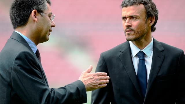 Luis ENrique, à droite, ici avec Josep Bartomeu, le président du Barça