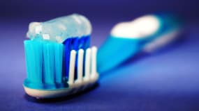 Au moins trois millions de personnes ont déjà limité leur consommation de dentifrice en France (photo d'illustration).