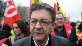 L'ancien président du Front de Gauche Jean-Luc Mélenchon à Paris le 2 décembre 2015