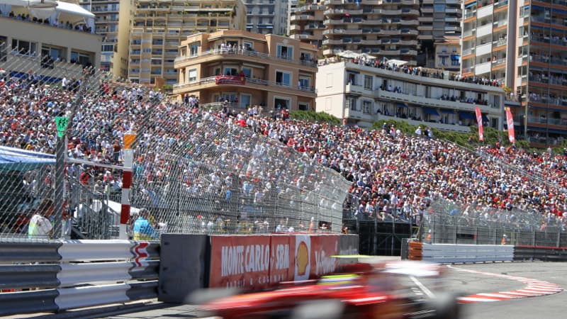 Le sport face au coronavirus en direct: du public pour le GP de Monaco?