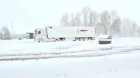 De la neige sur l'A26 dans le Pas-de-Calais.