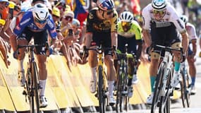 Wout van Aert lors de l'arrivée de la 3e étape du Tour de France 2023.
