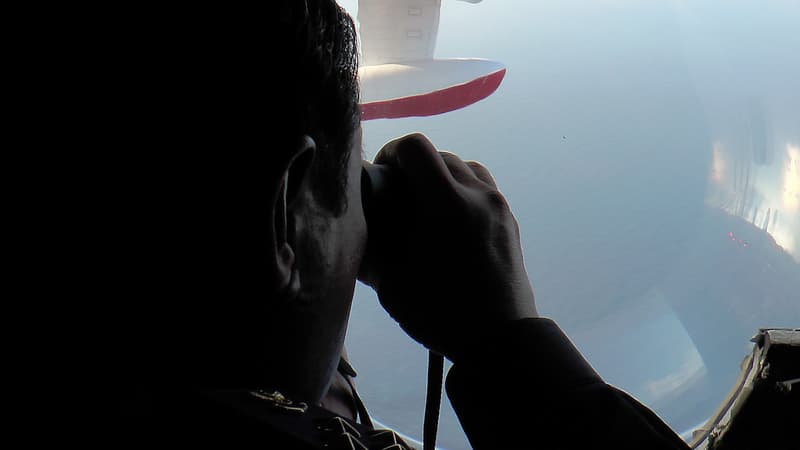 Les opérations de recherche de l'épave de l'avion se poursuivent dans le nord-est de la péninsule malaisienne, 9 mars.
