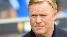 Ronald Koeman sur le banc du FC Barcelone contre Getafe
