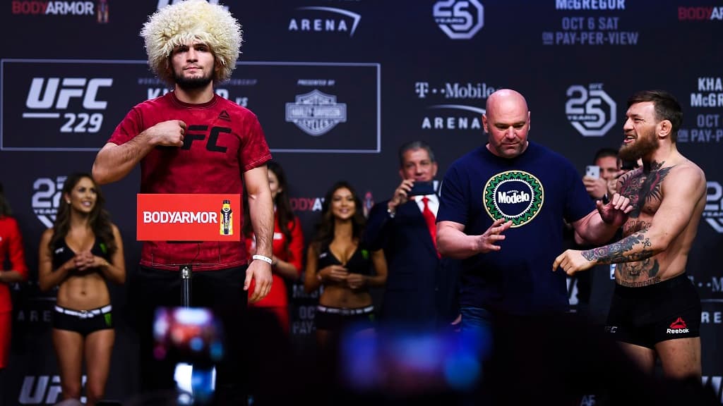 Khabib et McGregor en 2018 avant leur combat Khabib et McGregor en 2018 avant leur combat
