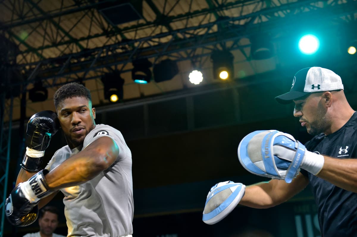 Boxe coach, tactique…. comment Joshua a tout changé pour la revanche contre Usyk