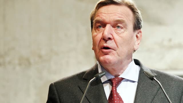 Gerhard Schröder a été le chancelier de l'Allemagne de 1998 à 2005