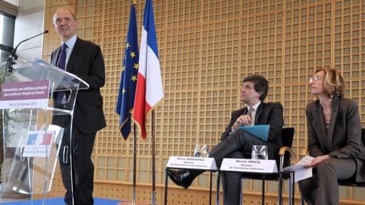 Pierre Moscovici, Arnaud Montebourg et Nicole Bricq ont défendu l'attractivvité française, ce mercredi 9 janvier.