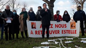 L'avocat du père d'Estelle Mouzin, Me Didier Seban, lors d'une manifestation à Guermantes en hommage à la fillette, le 9 janvier 2021.