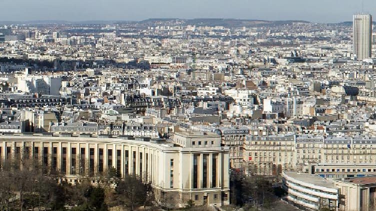 Les ventes chutent mais les prix font de la résistance à Paris