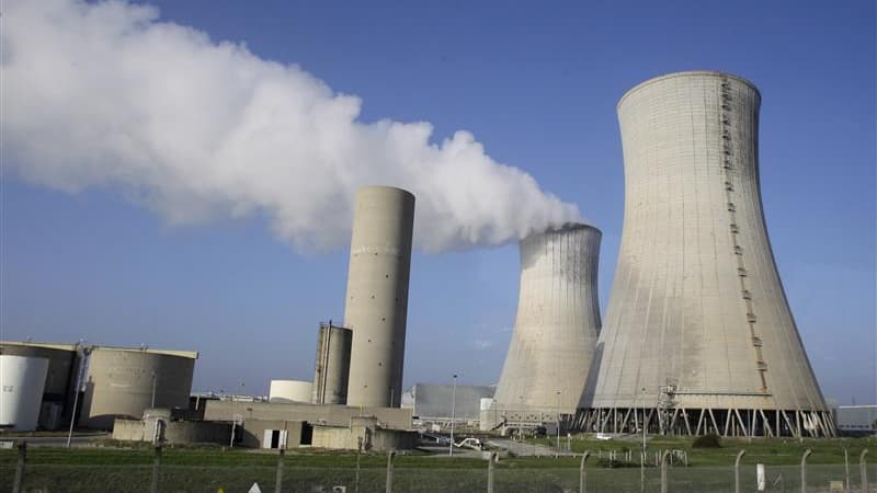 Le complexe nucléaire de Tricastin, dans le Sud, où Nicolas Sarkozy s'est rendu vendredi. L'UMP a mis samedi François Hollande au défi de clarifier sa position sur l'accord électoral conclu entre le Parti socialiste et les Verts, dans lequel la formation