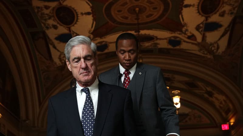 Robert Mueller (au premier plan).