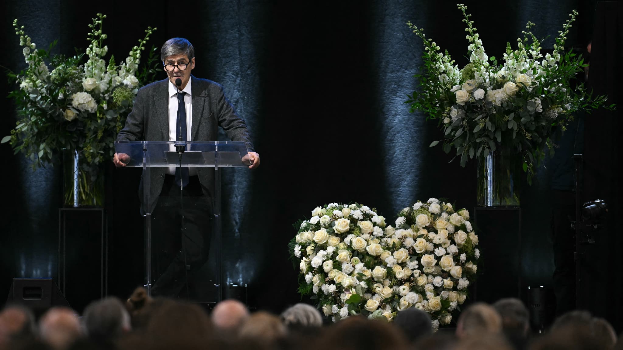 Le journaliste Benoit Aymon à la cérémonie d'hommage aux victimes de l'incendie de Crans-Montana, organisée à Martigny en Suisse ce vendredi 9 janvier. Le journaliste Benoit Aymon à la cérémonie d'hommage aux victimes de l'incendie de Crans-Montana, organisée à Martigny en Suisse ce vendredi 9 janvier.