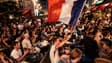 Des supporters français en terrasse pour regarder la demi-finale de Coupe du monde France-Espagne, le 14 juillet 2026.