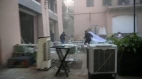 Une mariée était en pleine séance photo au moment des explosions à Beyrouth ce mardi