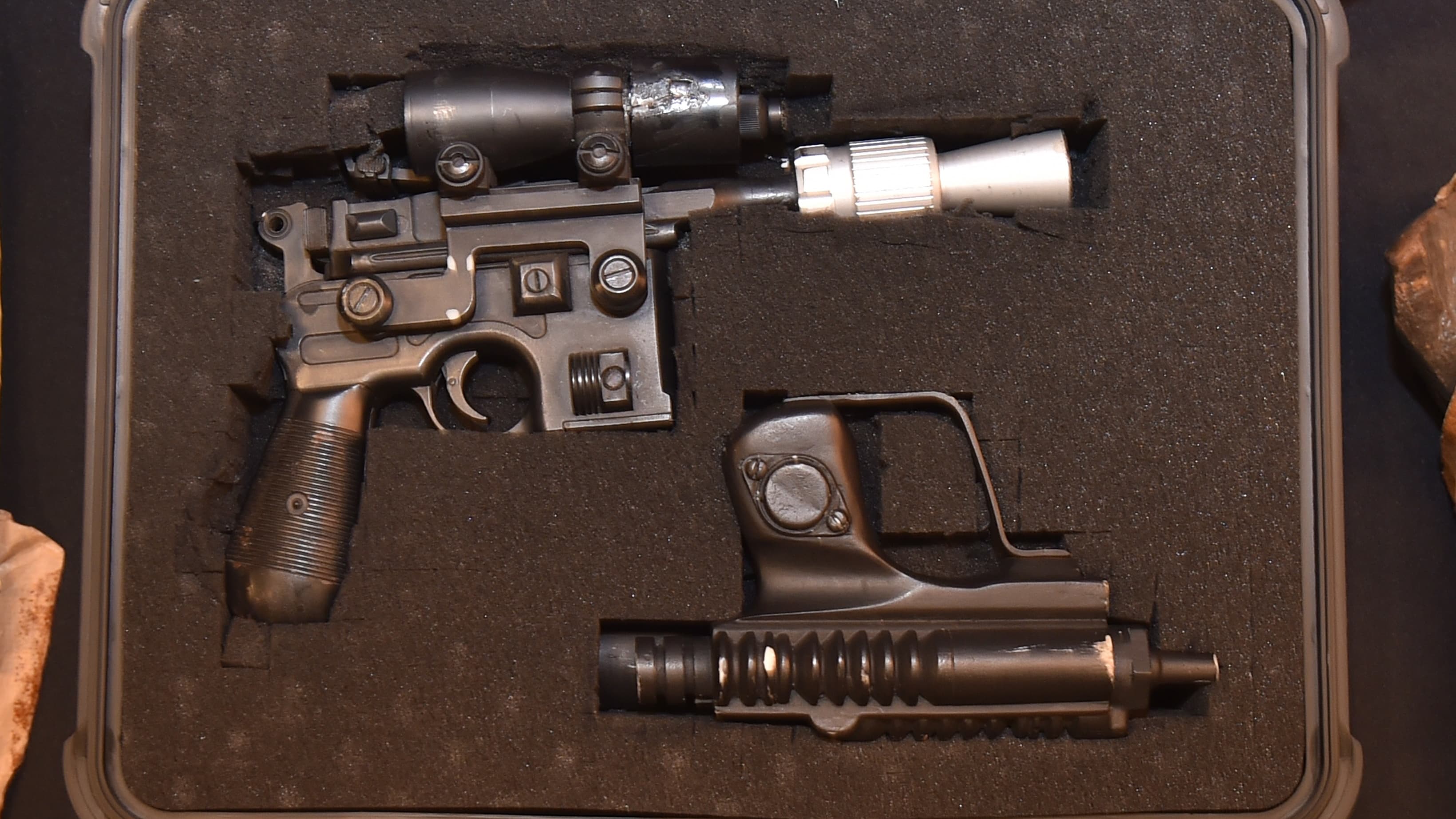Le pistolet de Han Solo Le pistolet de Han Solo