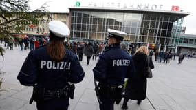 Un groupe de Pakistanais et un Syrien ont été violemment agressés par des inconnus dimanche dans le centre de Cologne en Allemagne - Lundi 11 janvier 2016