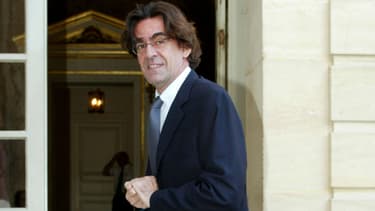 Luc Ferry s'indigne des nouveaux programmes d'histoire.